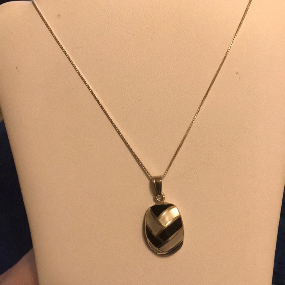 Sterling, onyx, mop native necklace. Nwts